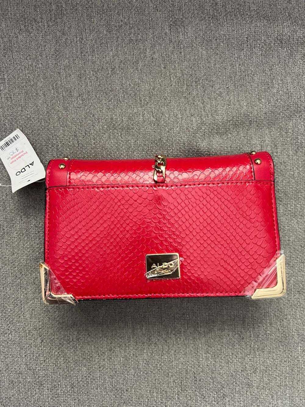 Aldo Red and Glid Crossbody - Picture 2 of 8